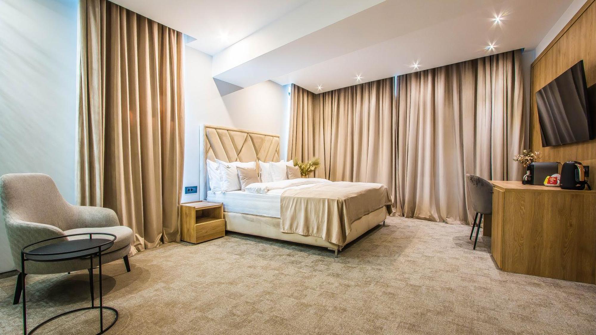 Central Apart Hotel Bukares Bagian luar foto