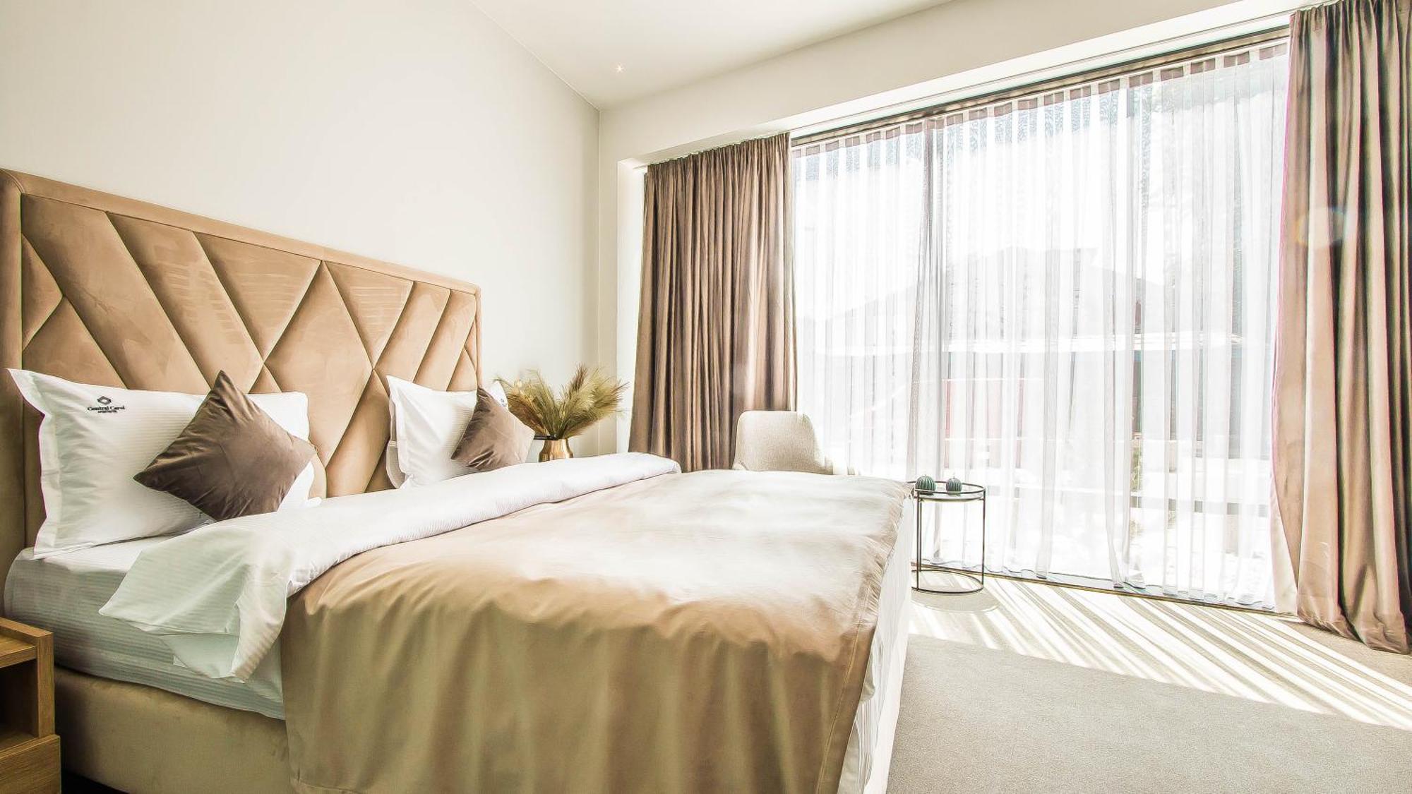 Central Apart Hotel Bukares Bagian luar foto